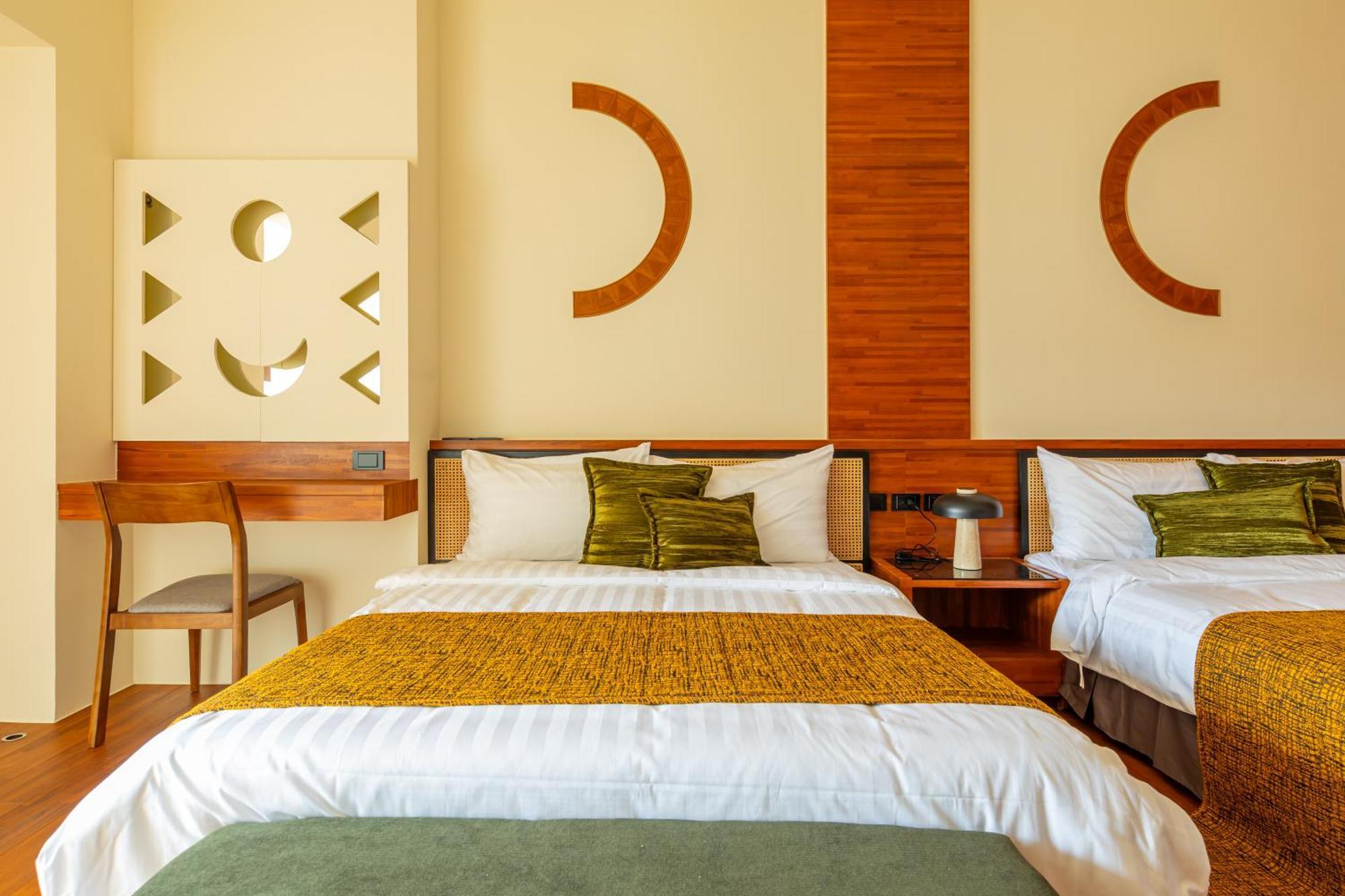 Sun Moon Lake Itathao Vacation Inn With Elevator Yuchi Exterior photo