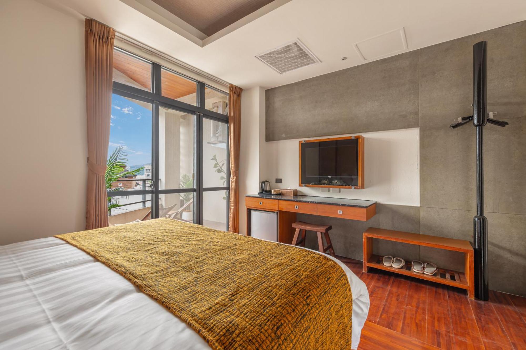 Sun Moon Lake Itathao Vacation Inn With Elevator Yuchi Exterior photo